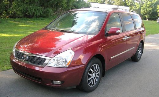 2012 Kia Sedona GLS
