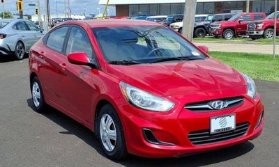 2013 Hyundai Accent GLS GS