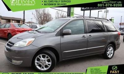 2004 Toyota Sienna XLE