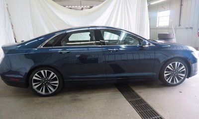2017 Lincoln MKZ Reserve