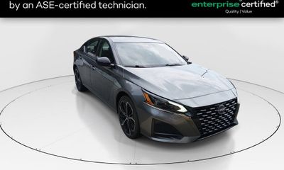 2024 Nissan Altima SR