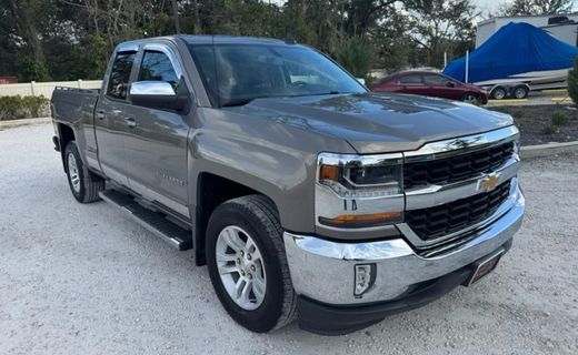 2017 Chevrolet Silverado LT