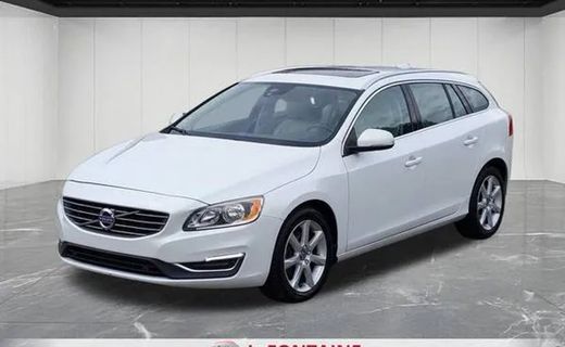 2017 Volvo V60 Premier
