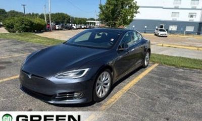 2016 Tesla Model S 90d