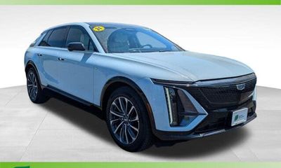 2024 Cadillac Lyriq Sport 1
