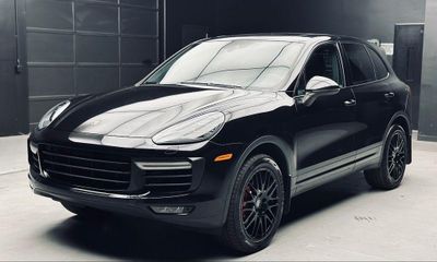 2015 Porsche Cayenne Turbo