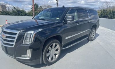 2019 Cadillac Escalade ESV Luxury
