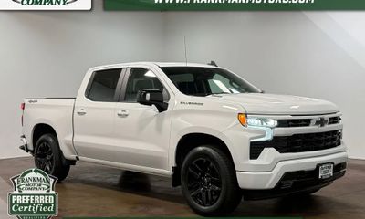 2024 Chevrolet Silverado RST