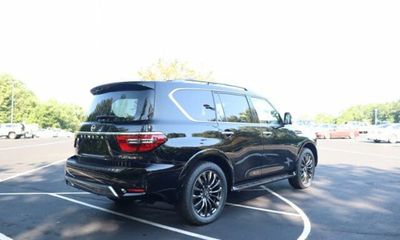 2023 Nissan Armada Platinum CP