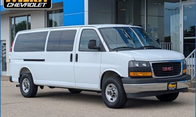 2025 GMC Savana LT EXT