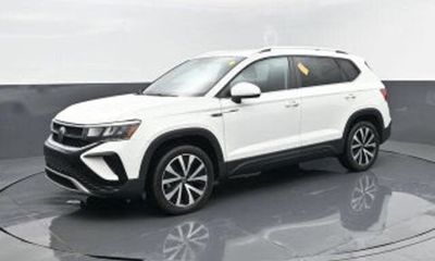 2022 Volkswagen Taos 4Motion SE