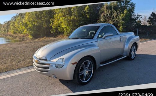 2004 Chevrolet SSR LS