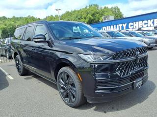 2027 Lincoln Navigator L Reserve