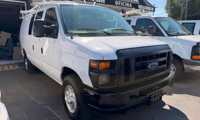 2010 Ford E-250