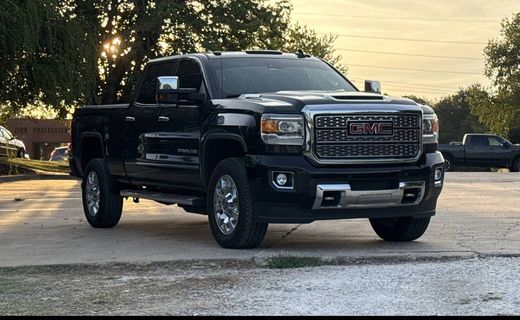 2019 GMC Sierra HD Denali