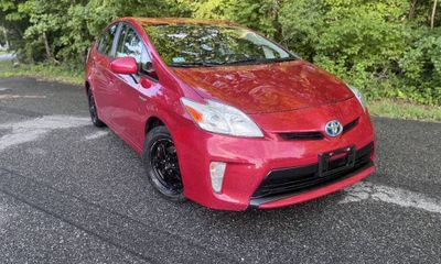 2013 Toyota Prius TWO