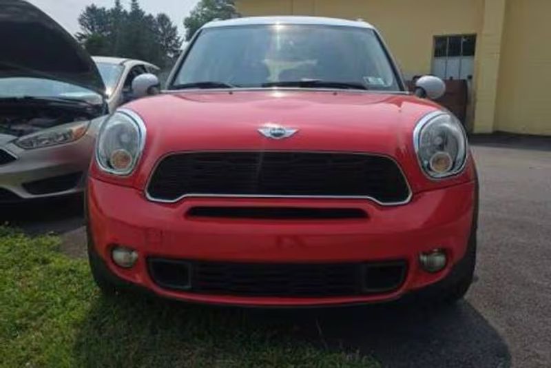 2012 Mini Countryman — a typically priced live listing