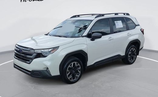 2025 Subaru Forester Premium Base