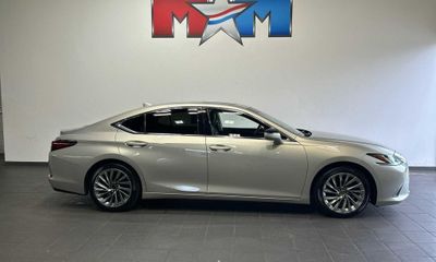 2019 Lexus ES 350
