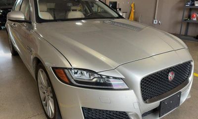 2016 Jaguar XF Premium