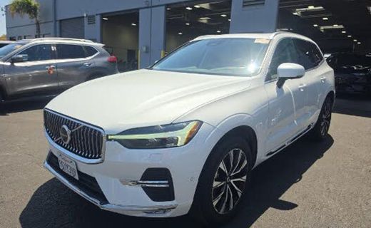 2023 Volvo XC60 Plus Bright