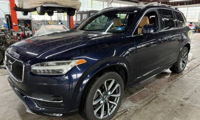 2016 Volvo XC90 SV42 Momentum