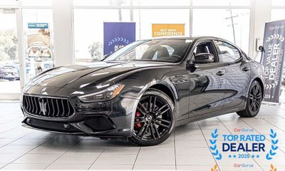 2024 Maserati Ghibli Modena Q4