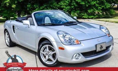 2003 Toyota MR2 Base