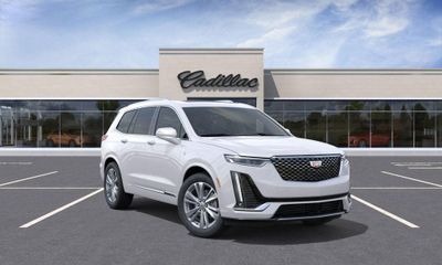 2025 Cadillac XT6 Premium Luxury