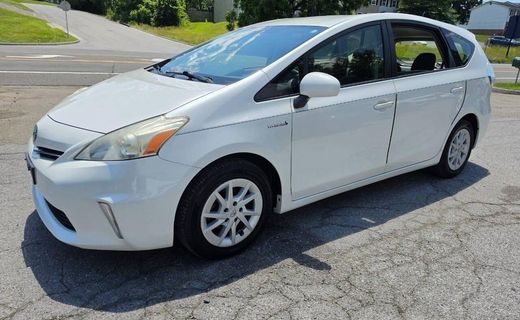 2014 Toyota Prius V Three