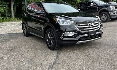 2017 Hyundai Santa FE Sport 2 0T