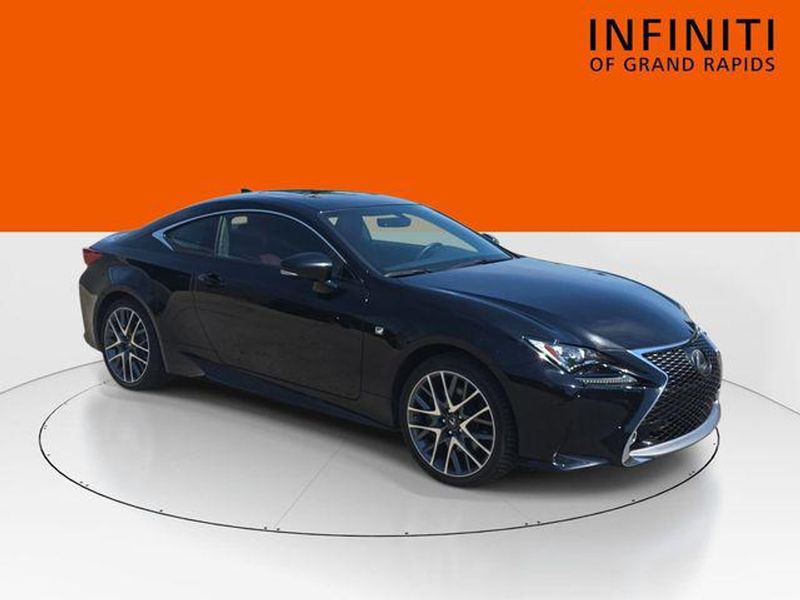 2017 Lexus RC — a typically priced live listing