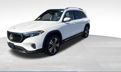 2023 Mercedes-Benz EQB-Class EQB300 4MATIC