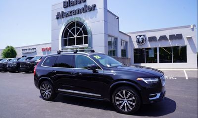 2022 Volvo XC90 Inscription