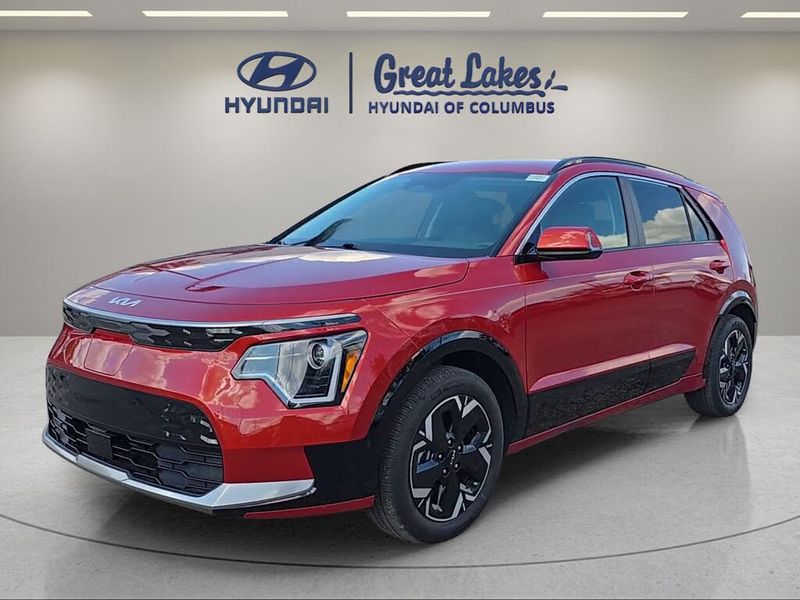 2023 Kia Niro — a typically priced live listing