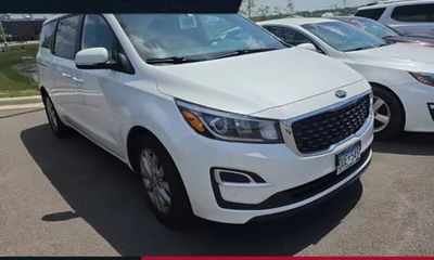 2019 Kia Sedona LX EX