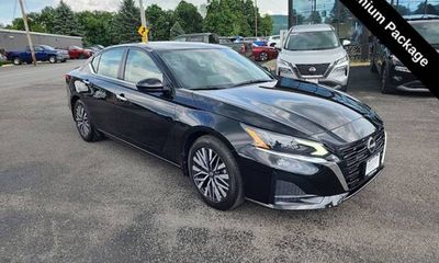2023 Nissan Altima SV