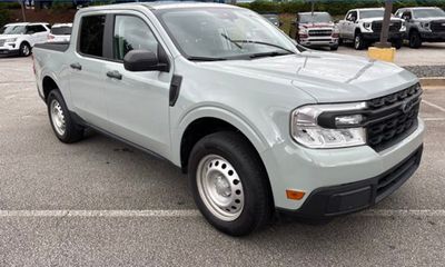 2024 Ford Maverick XL