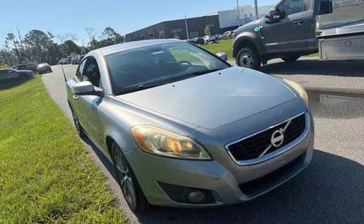 2011 Volvo C70 T5