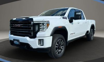 2022 GMC Sierra HD AT4