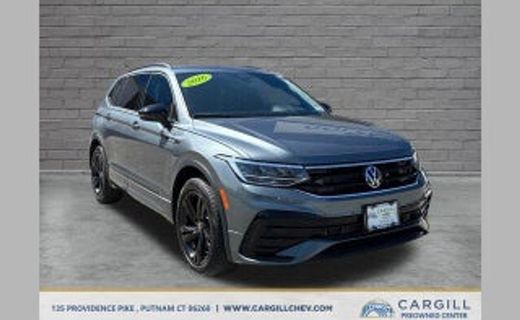 2022 Volkswagen Tiguan 4MOTION SE Black