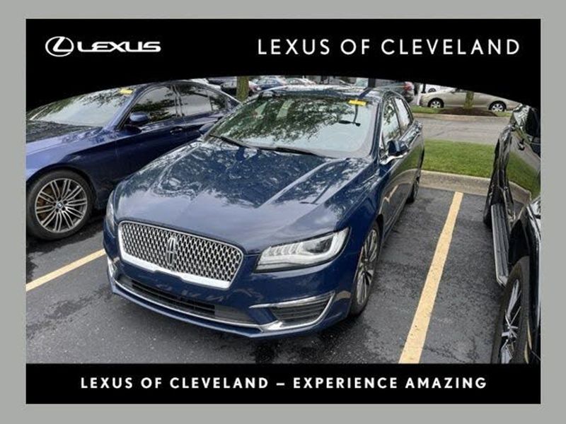 2018 Lincoln MKZ — a typically priced live listing