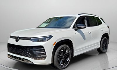 2026 Volkswagen Tiguan SE Black