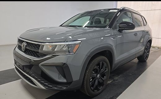 2023 Volkswagen Taos SE W Sunroof