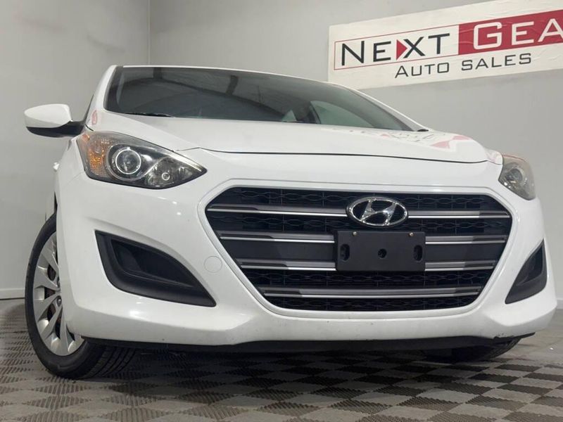 2017 Hyundai Elantra Gt — a typically priced live listing