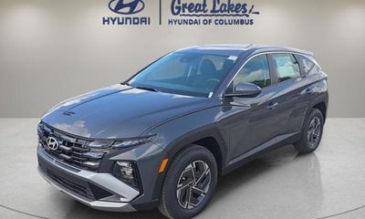 2026 Hyundai Tucson Blue SE