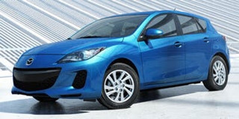 2012 Mazda MAZDA3 — a typically priced live listing