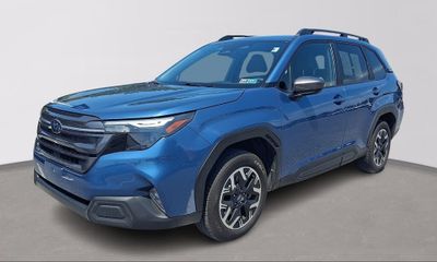 2025 Subaru Forester Premium Base
