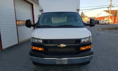 2022 Chevrolet Express 3500 Cutaway 159