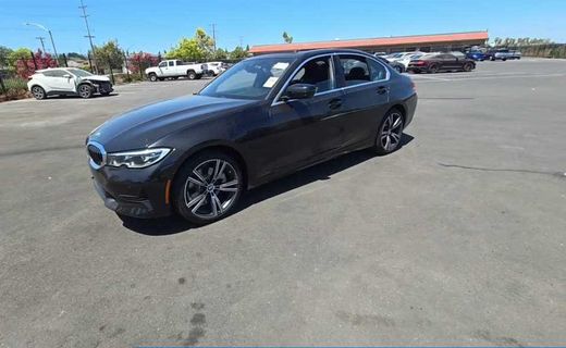 2021 BMW 330e Hybrid